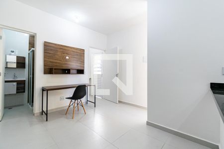 Studio para alugar com 24m², 1 quarto e sem vaga Studio para alugar com 24m², 1 quarto e sem vagaSala / Quarto