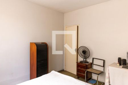 Quarto 1 de casa para alugar com 3 quartos, 600m² em Vila Valqueire, Rio de Janeiro