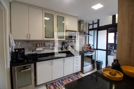 Apartamento à venda com 128m², 3 quartos e 2 vagasCozinha