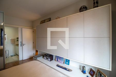 Apartamento à venda com 128m², 3 quartos e 2 vagasSuíte