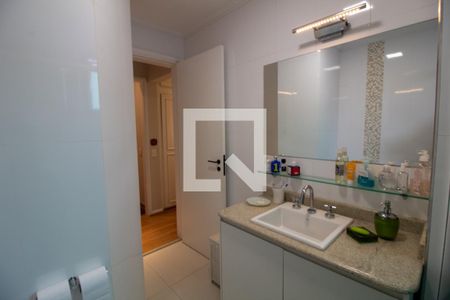 Apartamento à venda com 128m², 3 quartos e 2 vagasBanheiro