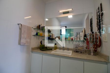 Apartamento à venda com 128m², 3 quartos e 2 vagasBanheiro da Suíte