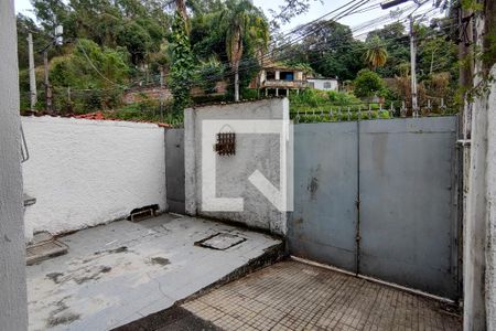 Casa para alugar com 300m², 3 quartos e 1 vagaQuintal