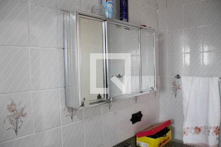 Casa de condomínio à venda com 260m², 3 quartos e 3 vagasBanheiro Social