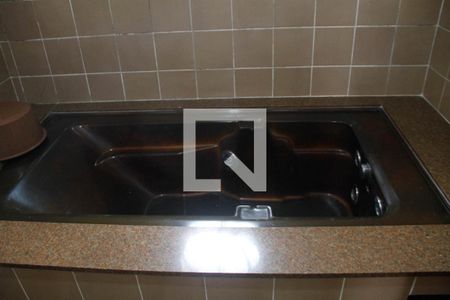 Casa de condomínio à venda com 260m², 3 quartos e 3 vagasBanheiro da Suíte