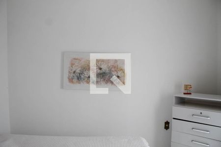 Casa de condomínio à venda com 260m², 3 quartos e 3 vagasQuarto 2