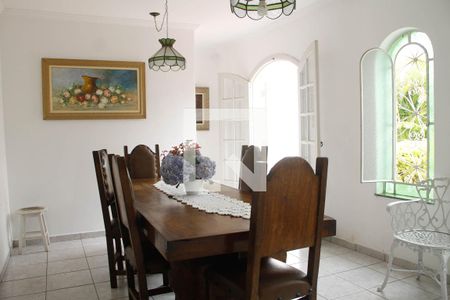 Casa de condomínio à venda com 260m², 3 quartos e 3 vagasCozinha