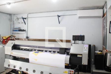 Casa de condomínio à venda com 260m², 3 quartos e 3 vagasSalão