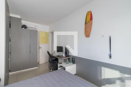 Quarto 1 de casa à venda com 3 quartos, 281m² em Teresópolis, Porto Alegre