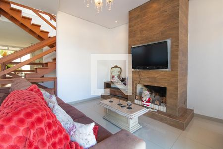 Sala de casa à venda com 3 quartos, 281m² em Teresópolis, Porto Alegre