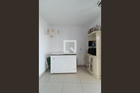 Casa à venda com 281m², 3 quartos e 4 vagasQuintal