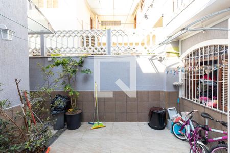 Casa à venda com 250m², 3 quartos e 2 vagasQuintal