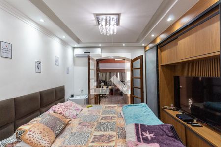 Casa à venda com 250m², 3 quartos e 2 vagasQuarto Suíte