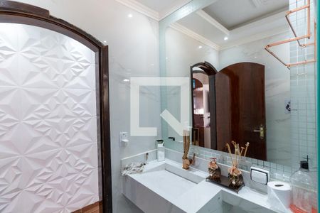 Casa à venda com 250m², 3 quartos e 2 vagasBanheiro 2