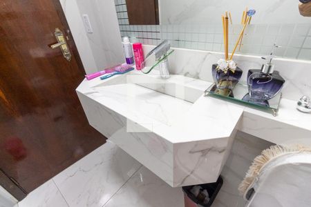 Casa à venda com 250m², 3 quartos e 2 vagasLavabo