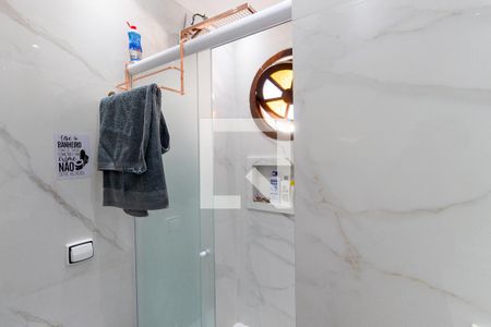 Casa à venda com 250m², 3 quartos e 2 vagasBanheiro da Suíte