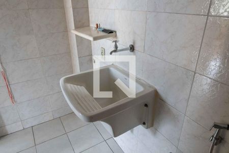 Apartamento à venda com 70m², 2 quartos e sem vaga Apartamento à venda com 70m², 2 quartos e sem vagaBanheiro e Área de Serviço