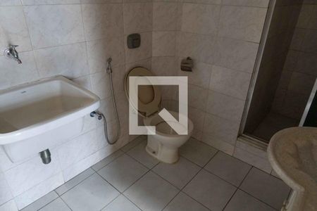 Apartamento à venda com 70m², 2 quartos e sem vaga Apartamento à venda com 70m², 2 quartos e sem vagaBanheiro e Área de Serviço