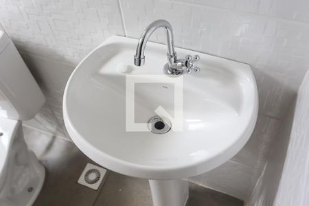 Banheiro de apartamento para alugar com 2 quartos, 50m² em Jardim Vazani, São Paulo