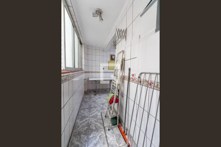 Apartamento à venda com 90m², 2 quartos e 1 vaga Apartamento à venda com 90m², 2 quartos e 1 vagaÁrea de serviço
