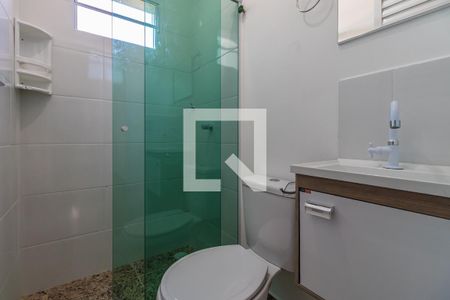 Banheiro de kitnet/studio para alugar com 1 quarto, 28m² em Vila do Conde, Barueri