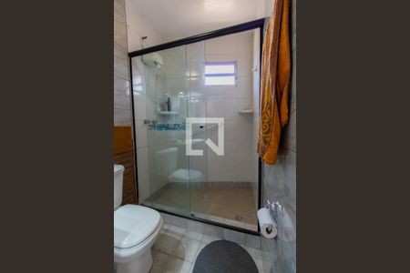 Casa à venda com 430m², 5 quartos e 4 vagasBanheiro da Suíte 2