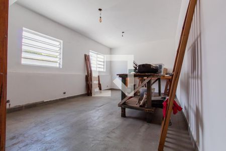 Casa à venda com 430m², 5 quartos e 4 vagasÁrea de Serviço