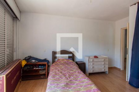 Casa à venda com 430m², 5 quartos e 4 vagasSuíte 2