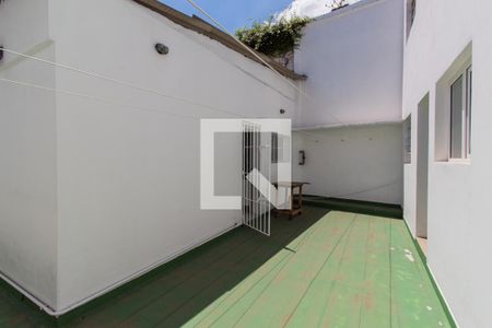 Casa à venda com 430m², 5 quartos e 4 vagasQuintal
