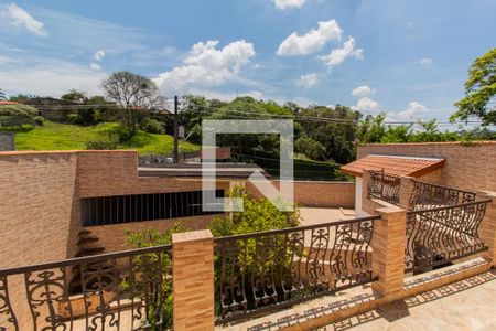 Casa à venda com 430m², 5 quartos e 4 vagasVista da Suíte 2