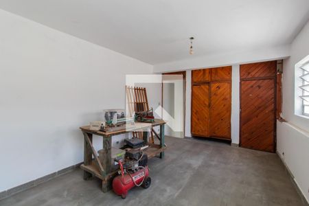 Casa à venda com 430m², 5 quartos e 4 vagasÁrea de Serviço