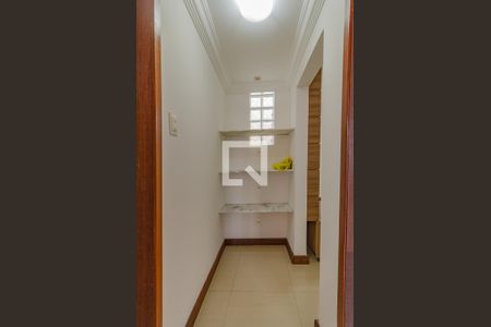 Corredor de apartamento para alugar com 2 quartos, 72m² em Barbalho, Salvador
