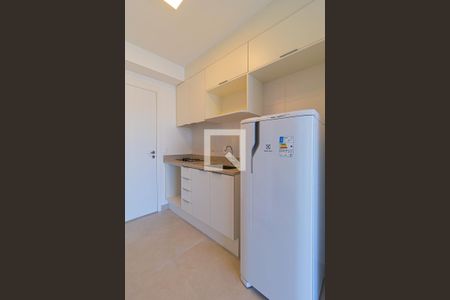 Cozinha de kitnet/studio para alugar com 1 quarto, 27m² em Bela Vista, São Paulo