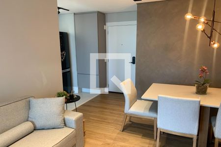 Sala de apartamento para alugar com 2 quartos, 69m² em Continental, Osasco