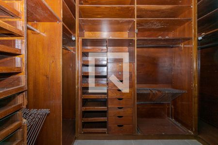 Apartamento à venda com 170m², 3 quartos e 1 vagaQuarto Suíte - Closet