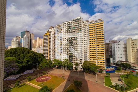 Apartamento à venda com 46m², 1 quarto e sem vagaVista