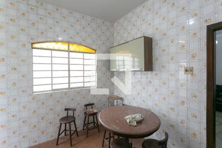 Cozinha de casa para alugar com 2 quartos, 150m² em Floresta, Belo Horizonte