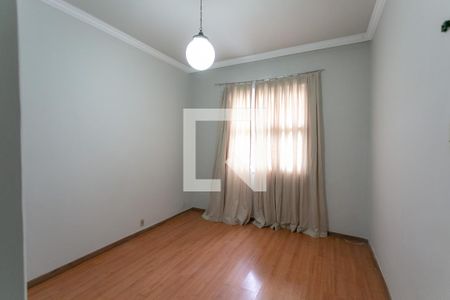 Quarto 1 de casa para alugar com 2 quartos, 150m² em Floresta, Belo Horizonte