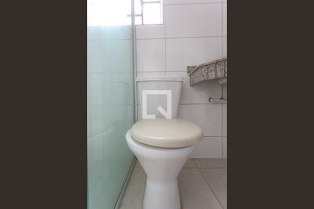 Banheiro de casa para alugar com 2 quartos, 150m² em Floresta, Belo Horizonte
