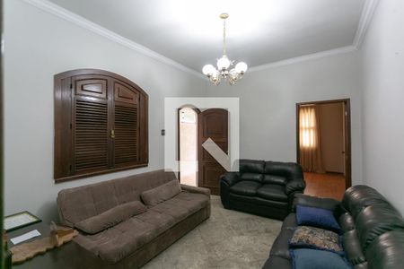 Casa para alugar com 2 quartos, 150m² em Floresta, Belo Horizonte