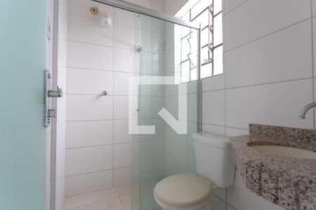 Banheiro de casa para alugar com 2 quartos, 150m² em Floresta, Belo Horizonte