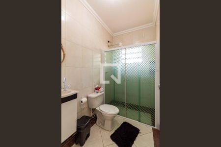 Casa à venda com 340m², 2 quartos e 2 vagasCasa 3 - Banheiro