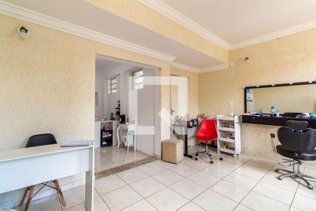 Casa à venda com 340m², 2 quartos e 2 vagasCasa 3 - Sala