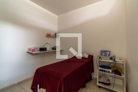 Casa à venda com 340m², 2 quartos e 2 vagasCasa 4 - Sala e Quarto
