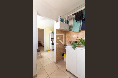 Casa à venda com 340m², 2 quartos e 2 vagasCasa 2 - Serviço/Entrada