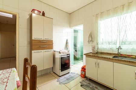 Casa à venda com 340m², 2 quartos e 2 vagasCasa 1 - Cozinha