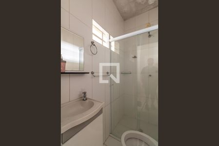 Casa à venda com 340m², 2 quartos e 2 vagasCasa 4 - Banheiro