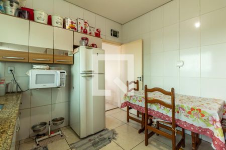 Casa à venda com 340m², 2 quartos e 2 vagasCasa 1 - Cozinha