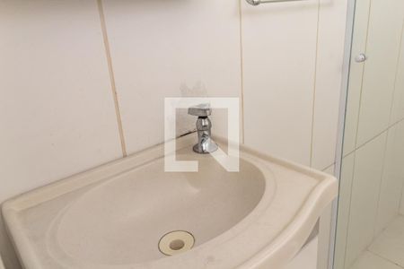 Casa à venda com 340m², 2 quartos e 2 vagasCasa 4 - Banheiro