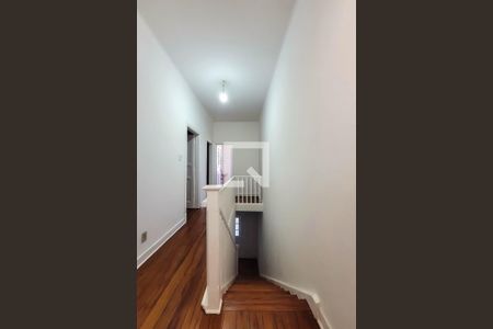 Casa para alugar com 110m², 2 quartos e sem vaga Casa para alugar com 110m², 2 quartos e sem vagaacesso primeiro andar